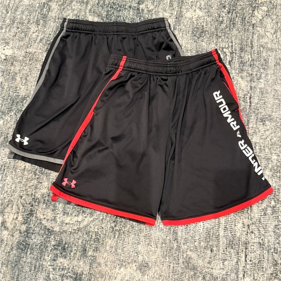TWO Under Armour Boys YXL Shorts - Picture 1 of 13